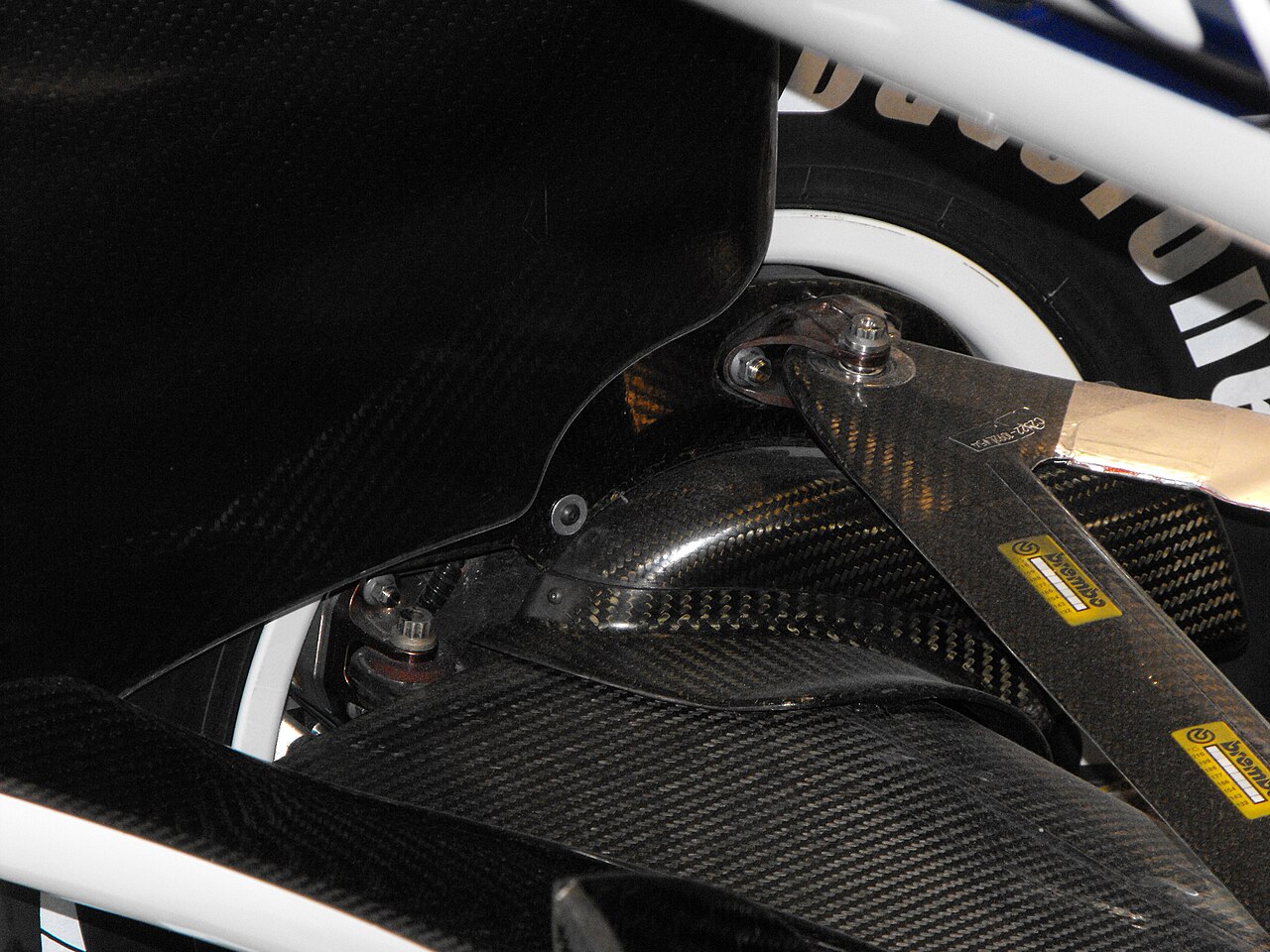 BMW suspension arm